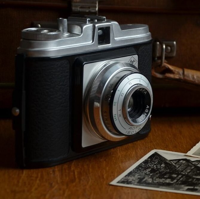 camera, luggage, polaroid photos, photos, photography, images, old photos, nostalgia, souvenir, memento, camera, camera, camera, camera, photography, photography, photography, photography, photography